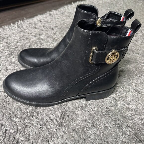 Tommy Hilfiger Boots Womens 9 Black Ankle Platform Heel Logo - Picture 2 of 8